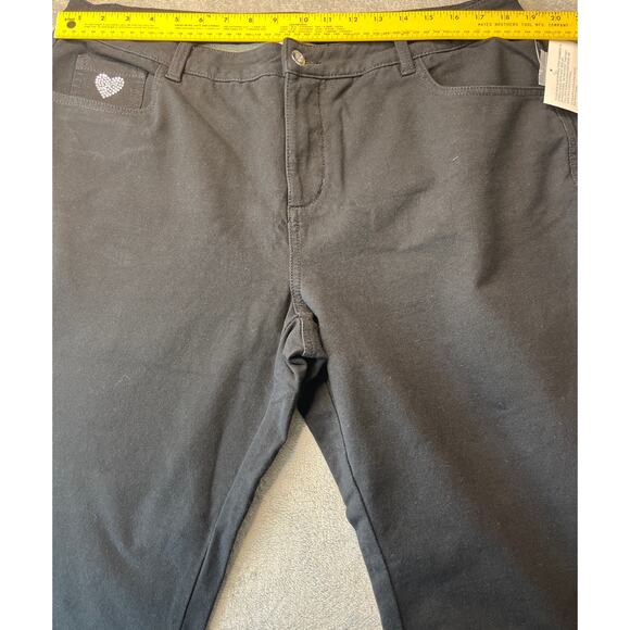 Dream Jeanne by Quacker Factory Women's Pull‎ On Crop Pants Stretch Black 18W - Picture 3 of 10